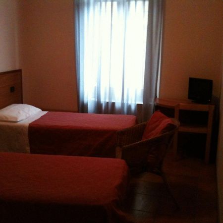 Hotel Nuovo Milano Esterno foto