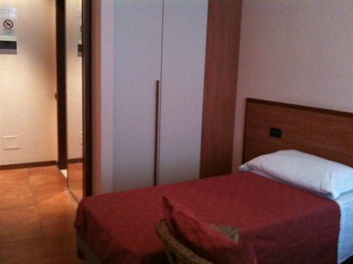 Hotel Nuovo Milano Esterno foto